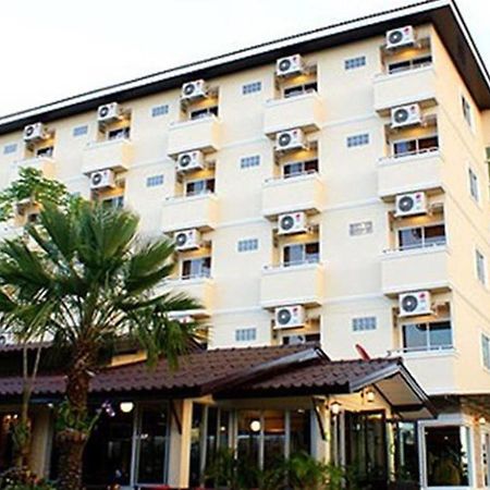 Thong Ta Resort And Spa - Suvarnabhumi Airport Bang Sao Thong Exteriör bild