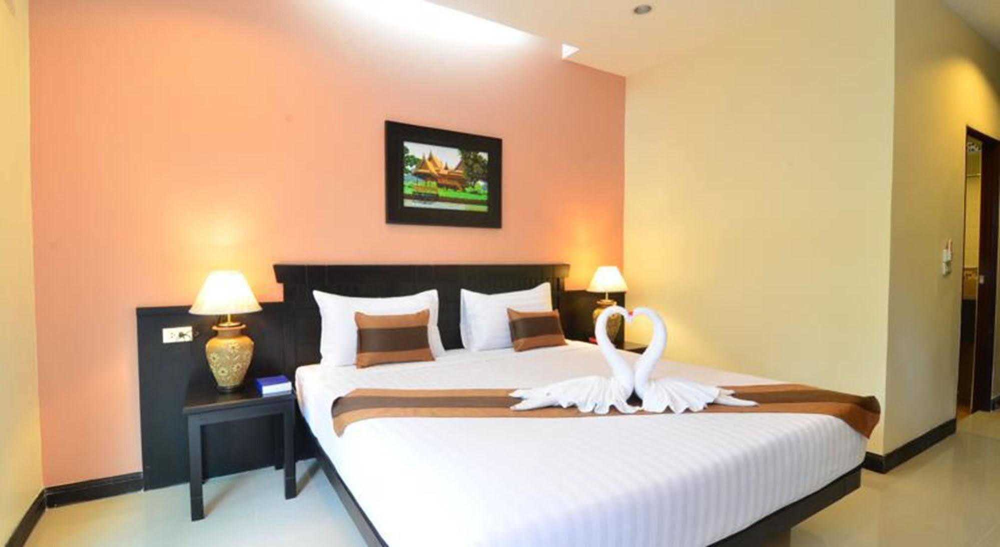 Thong Ta Resort And Spa - Suvarnabhumi Airport Bang Sao Thong Exteriör bild